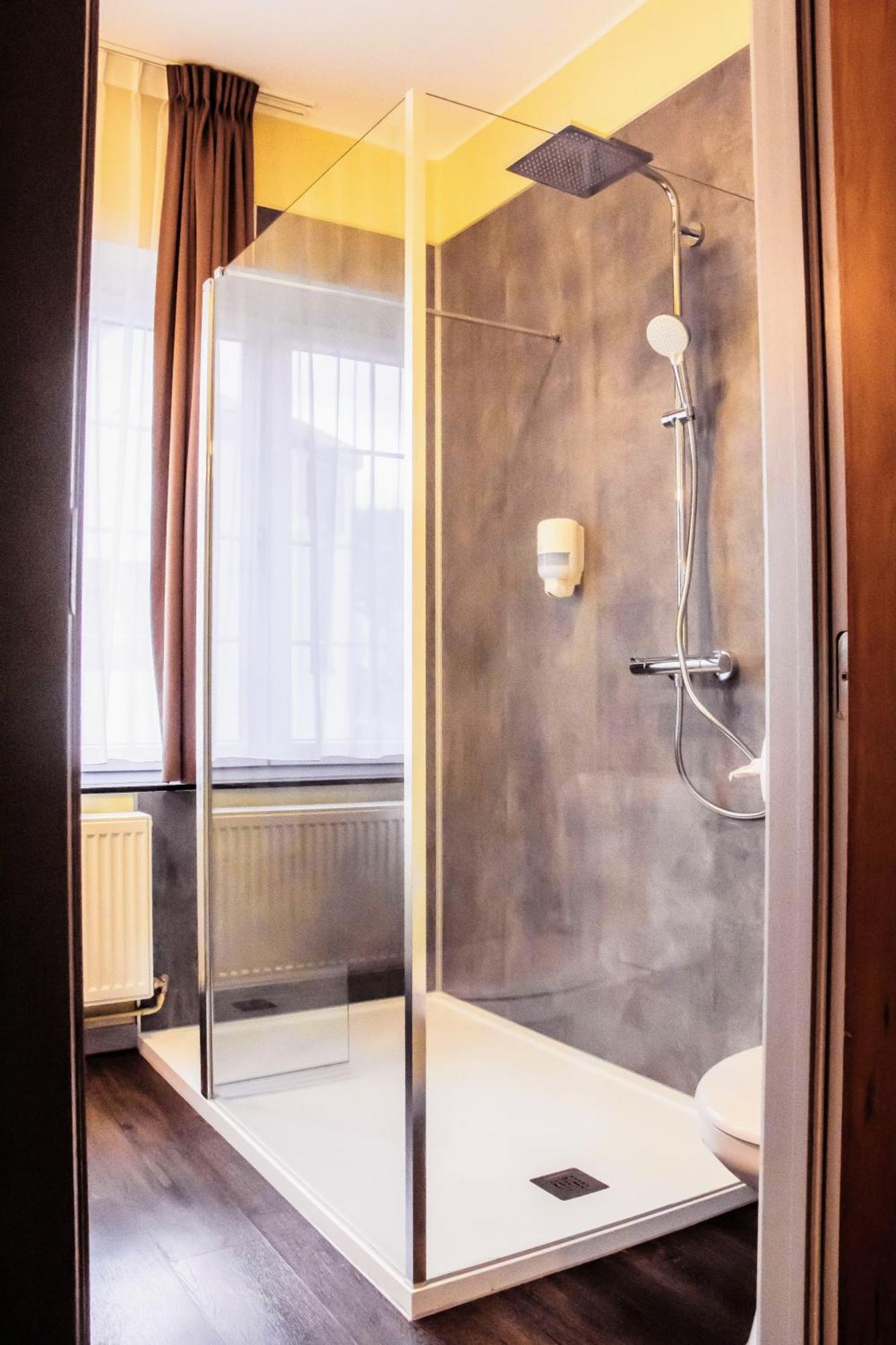 Hotel Des Postes Houffalize Phòng bức ảnh